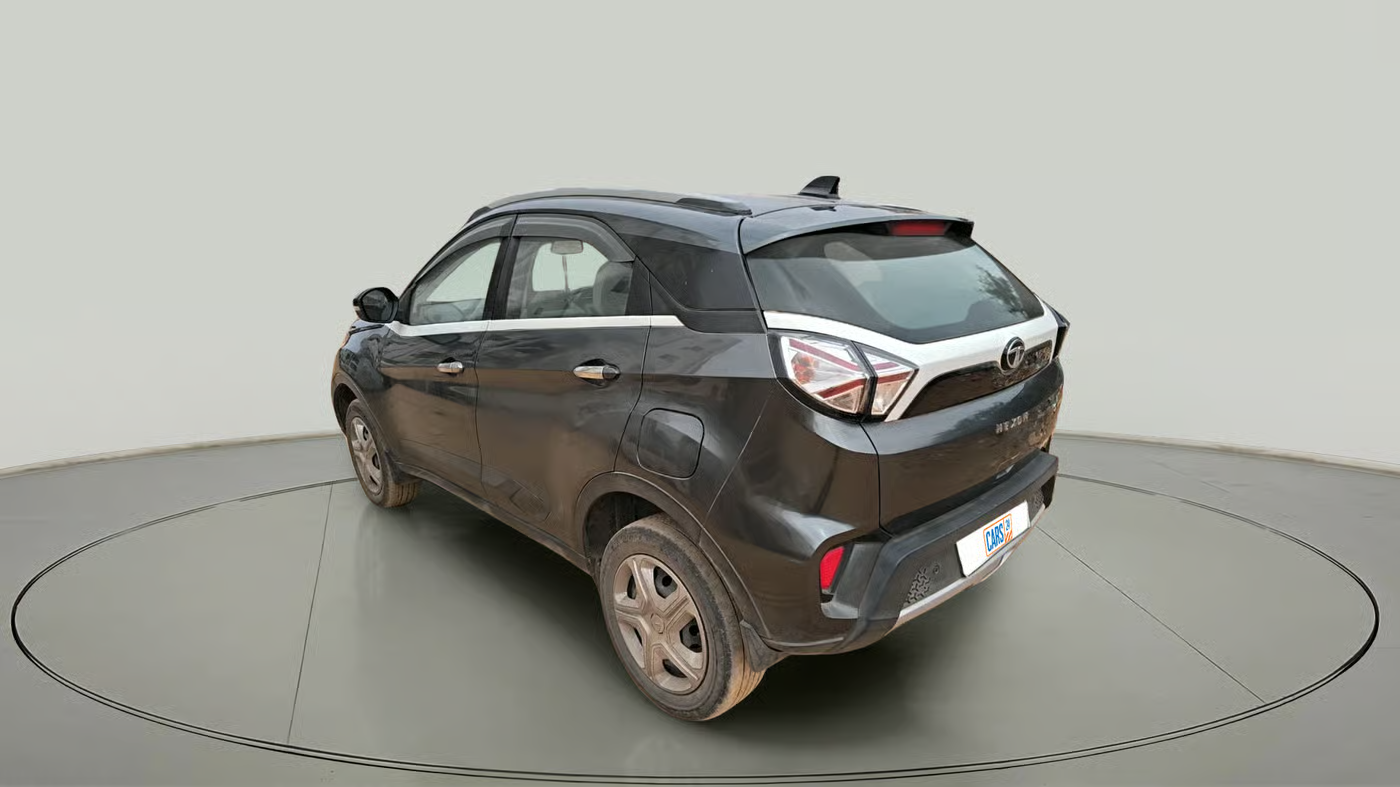 2023 Tata NEXON XM SUNROOF PETROL, Petrol, Manual, 17,437 km, exterior
