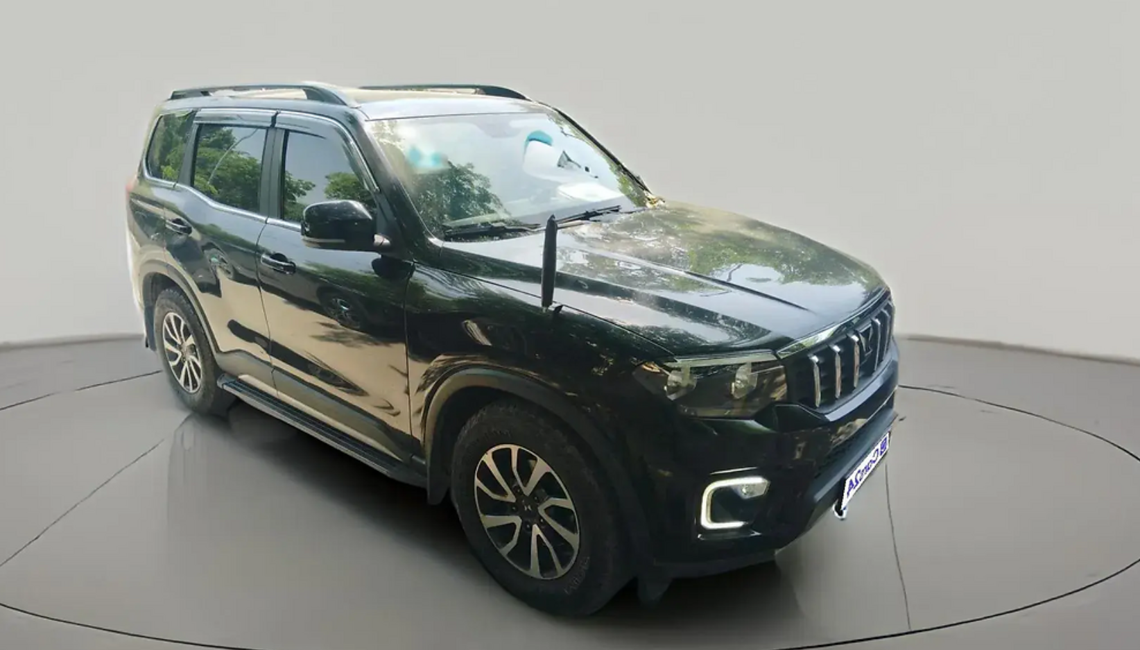 2023 Mahindra SCORPIO-N Z4 DIESEL AT 2WD 7 STR, Diesel, Automatic, 37,599 km, exterior