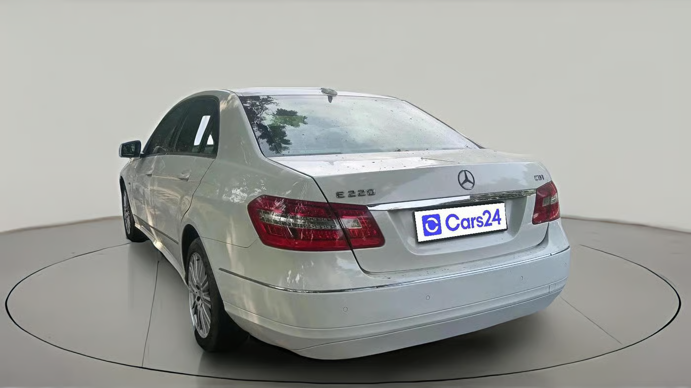 2011 Mercedes Benz E Class E 200 CGI, Petrol, Automatic, 69,394 km, exterior