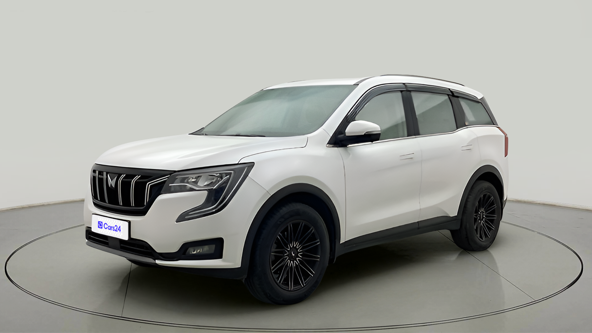 2022 Mahindra XUV700 AX 5 P MT 7 STR, Petrol, Manual, 64,821 km, exterior
