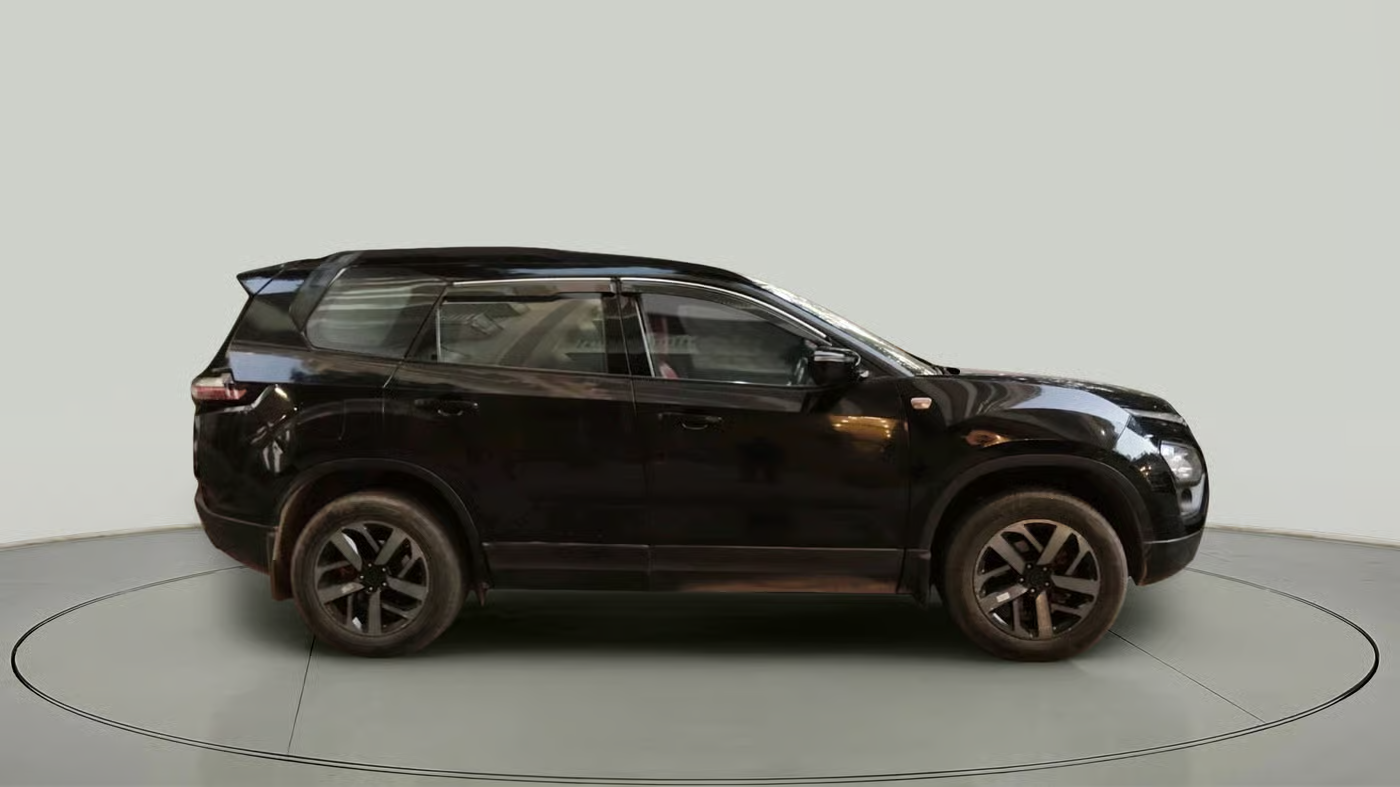 2023 Tata Safari XT PLUS DARK EDITION, Diesel, Manual, 52,171 km, exterior