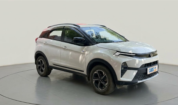 2023 Tata NEXON CREATIVE + SUNROOF 1.2 PETROL, Petrol, Manual, 14,706 km, exterior