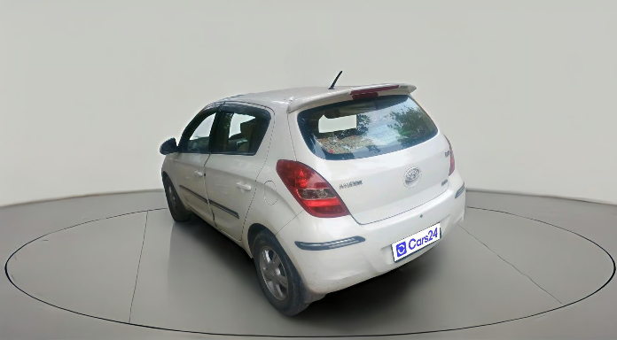 2011 Hyundai i20 SPORTZ 1.2, Petrol, Manual, 7,60,124 km, exterior