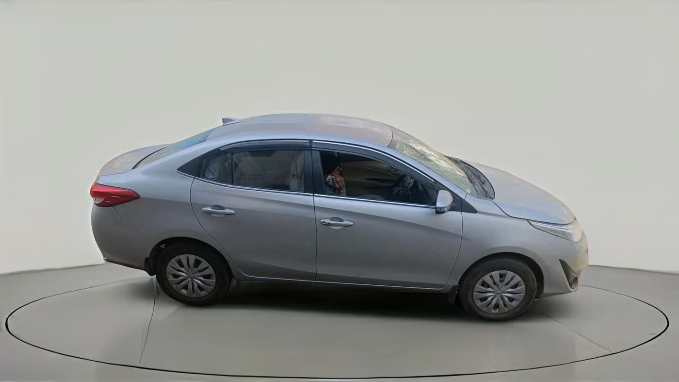 2018 Toyota YARIS J MT, Petrol, Manual, 38,673 km, exterior
