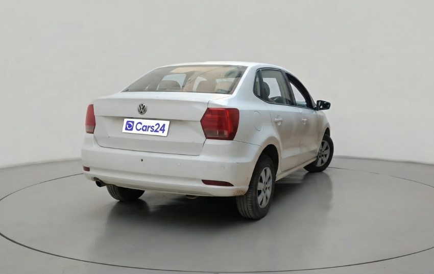 2017 Volkswagen Ameo TRENDLINE 1.2L, Petrol, Manual, 80,423 km, exterior