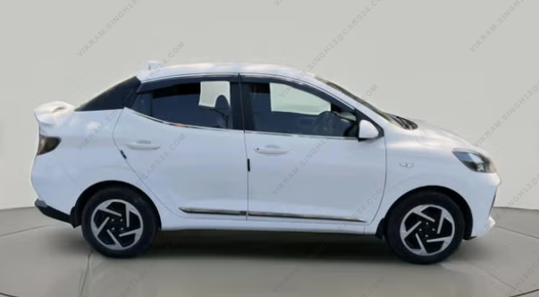 2023 Hyundai AURA SX 1.2, Petrol, Manual, 7,483 km, exterior