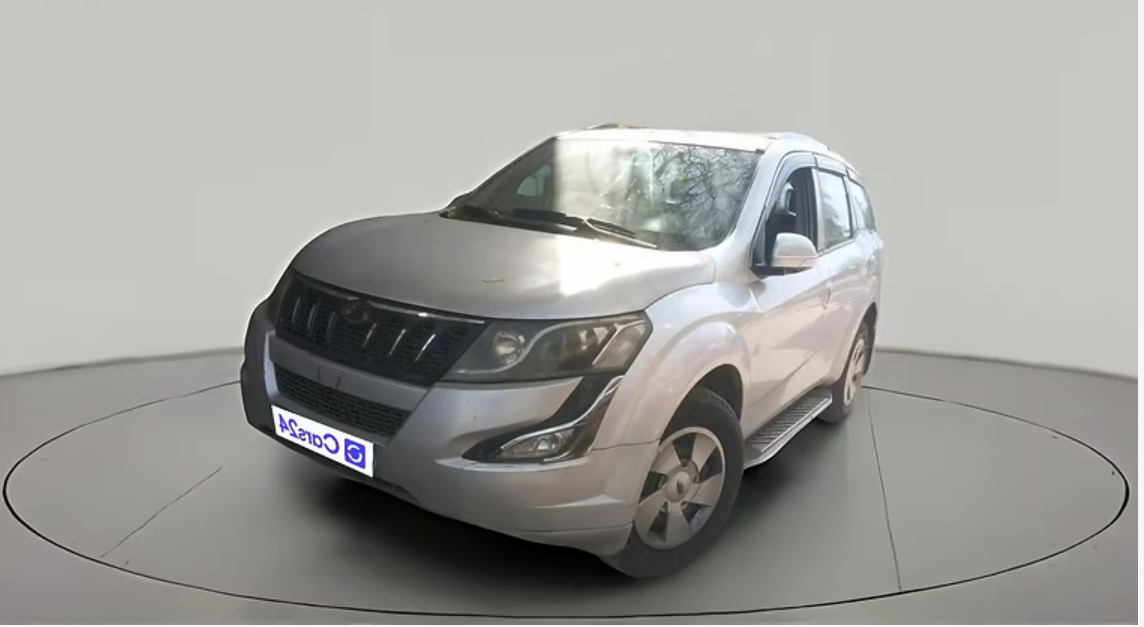 2017 Mahindra XUV500 W4 1.99, Diesel, Manual, 1,00,492 km, exterior