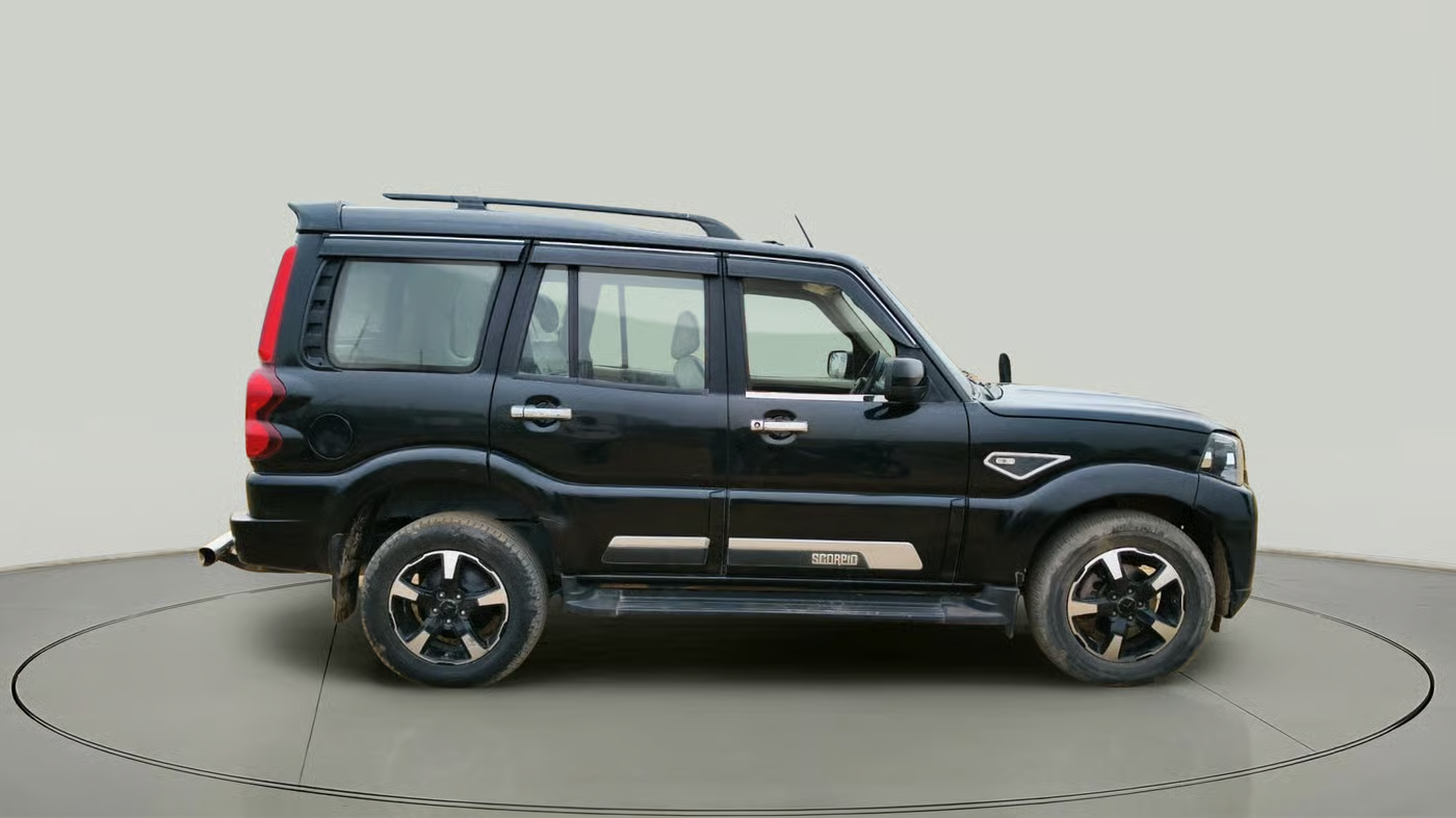 2022 Mahindra Scorpio S11 2WD, Diesel, Manual, 52,392 km, exterior