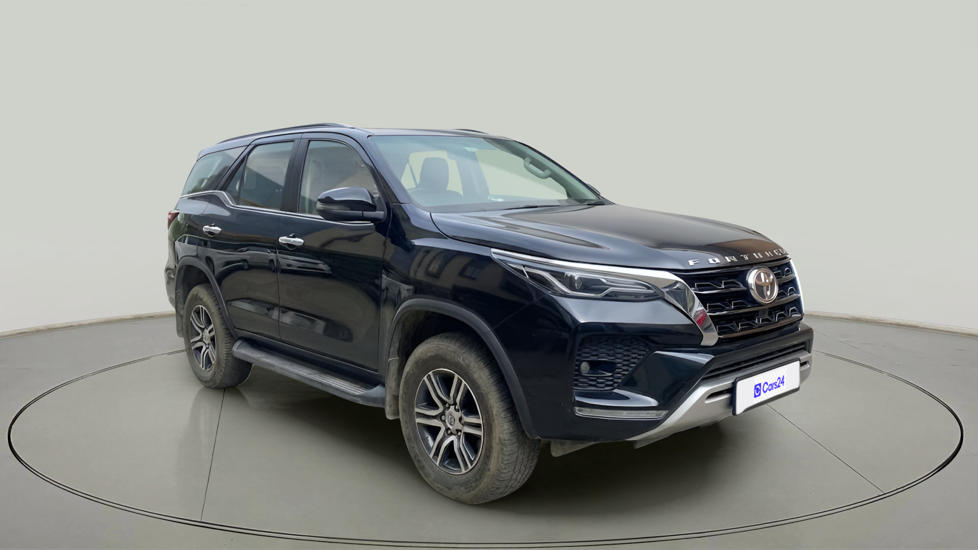 2024 Toyota Fortuner 4X2 MT 2.8 DIESEL, Diesel, Manual, 20,580 km, exterior