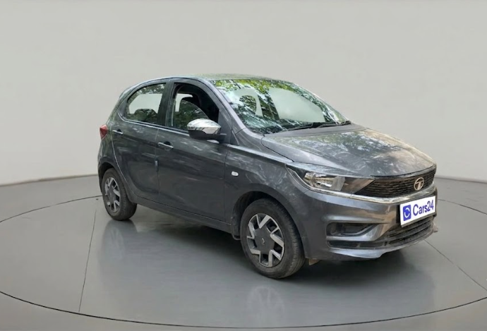 2025 Tata Tiago XM PETROL, Petrol, Manual, 10,929 km, exterior