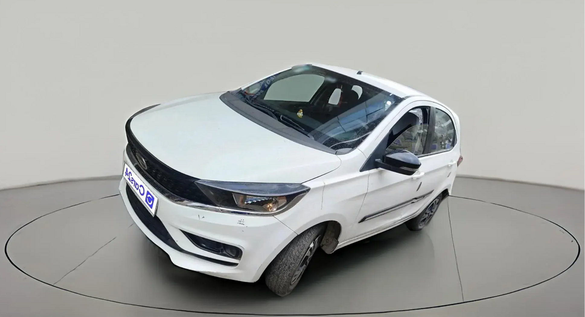 2024 Tata Tiago XTA PETROL, Petrol, Automatic, 19,675 km, exterior