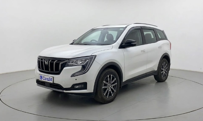 2022 Mahindra XUV700 AX 5 D AT 5 STR, Diesel, Automatic, 60,579 km, exterior