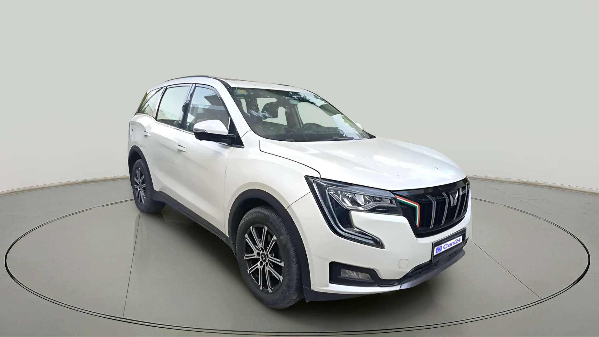 2021 Mahindra XUV700 AX 7 LUXURY P AT 7 STR, Petrol, Automatic, 42,810 km, exterior
