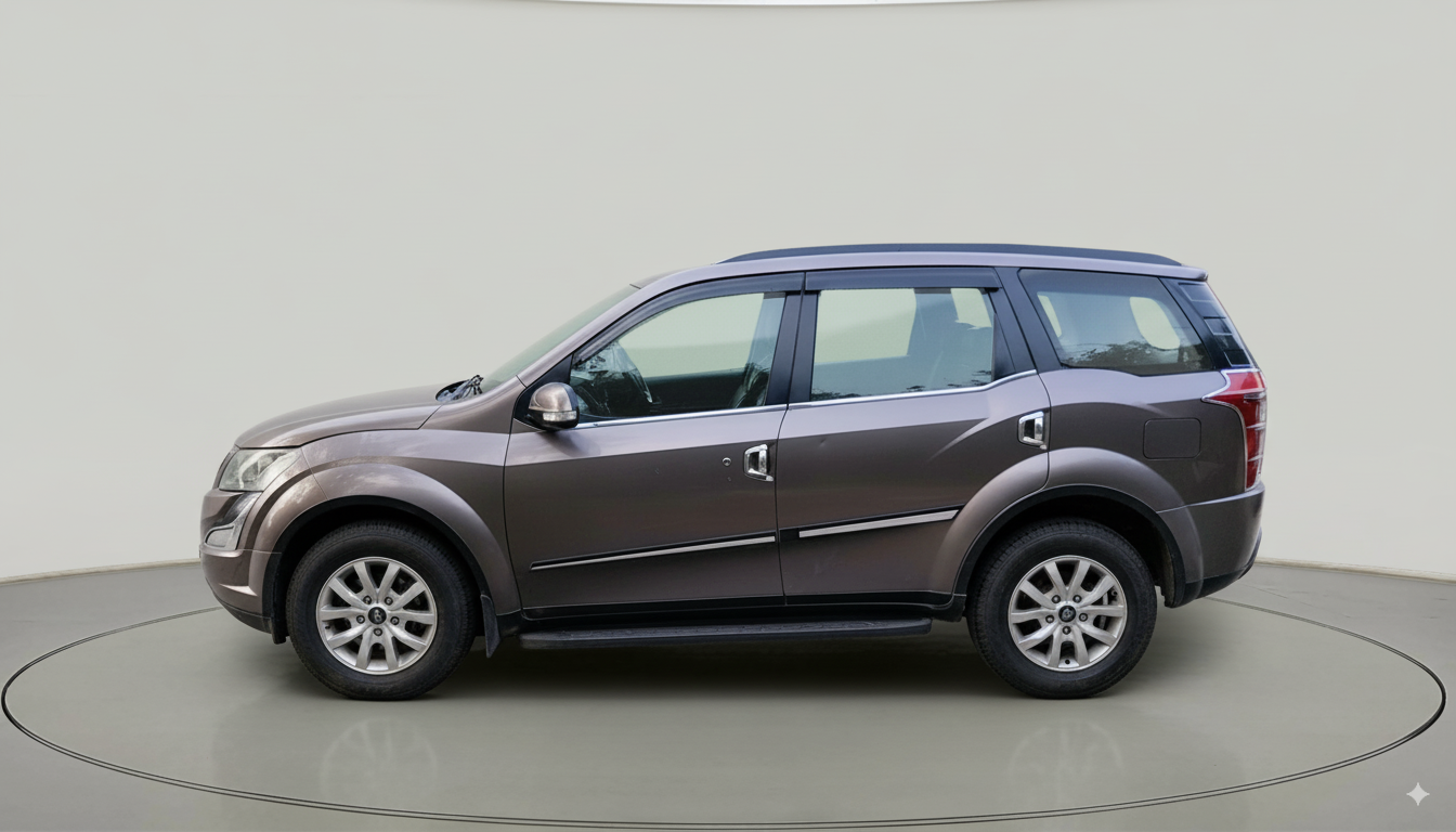 2017 Mahindra XUV500 W10 1.99, Diesel, Manual, 2,75,020 km, exterior