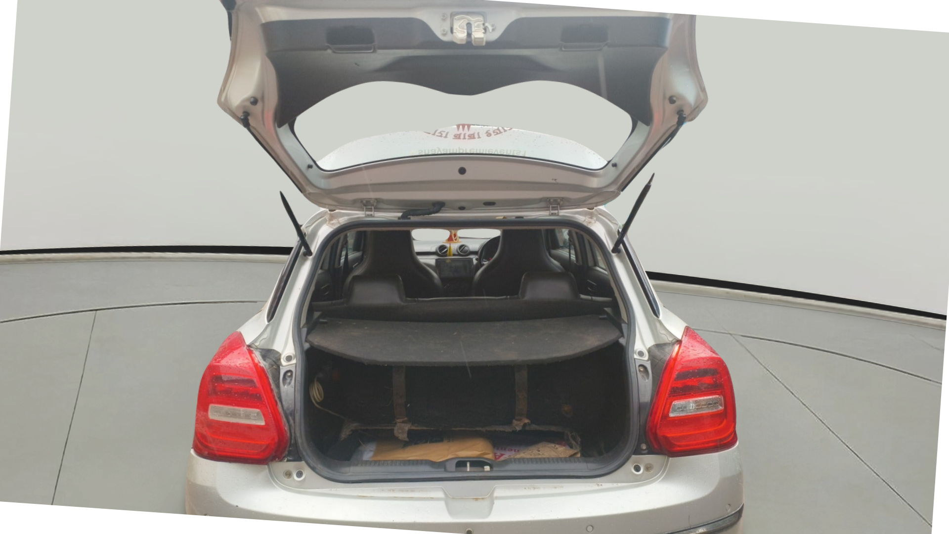 2022 Maruti Swift LXI, Petrol, Manual, 1,25,370 km, exterior