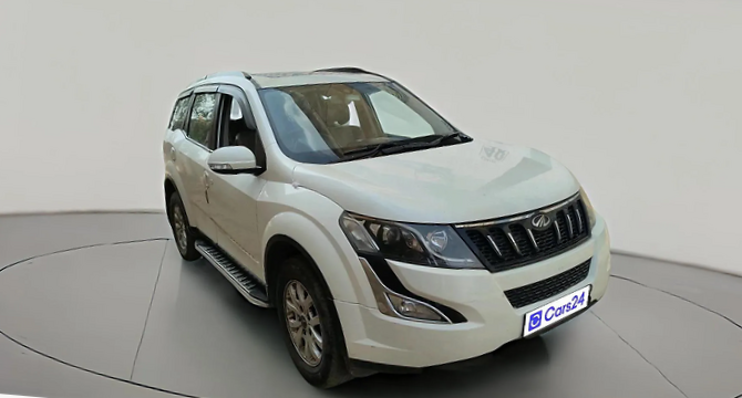 2017 Mahindra XUV500 W10, Diesel, Manual, 99,440 km, exterior