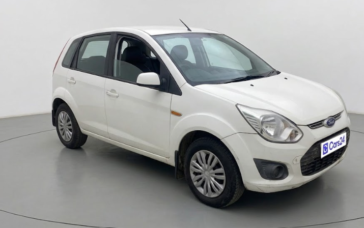 2013 Ford Figo ZXI 1.2 PETROL, Petrol, Manual, 1,18,386 km, exterior
