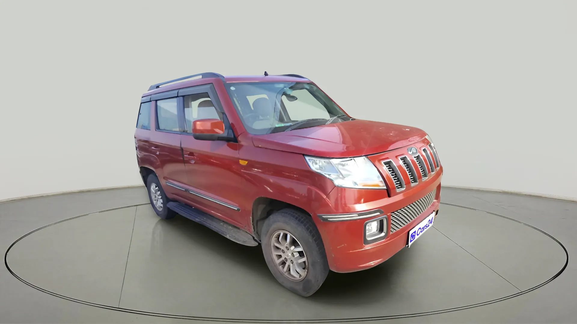 2016 Mahindra TUV300 T8 AMT, Diesel, Automatic, 1,17,825 km, exterior