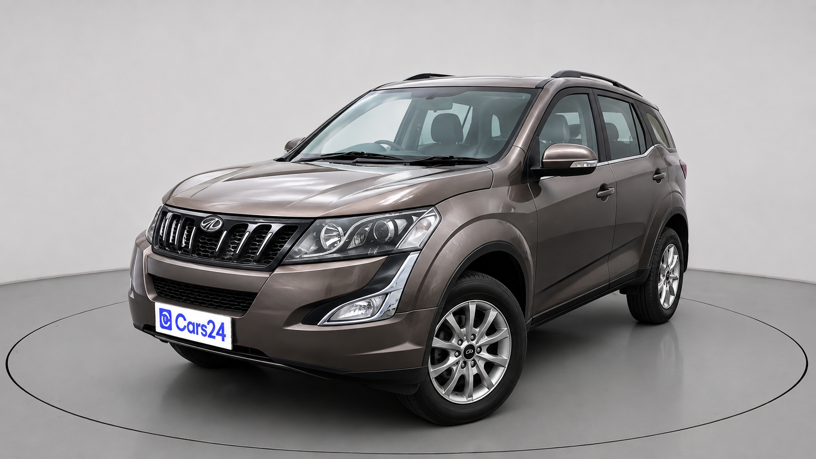 2018 Mahindra XUV500 W10 AT, Diesel, Automatic, 94,633 km, exterior