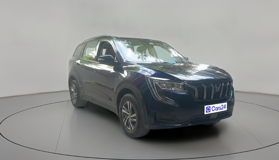 2022 Mahindra XUV700 MX P MT 5 STR, Petrol, Manual, 35,512 km, exterior