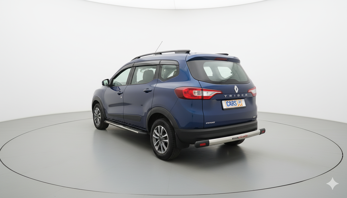 2021 Renault TRIBER RXE MT, Petrol, Manual, 36,496 km, exterior