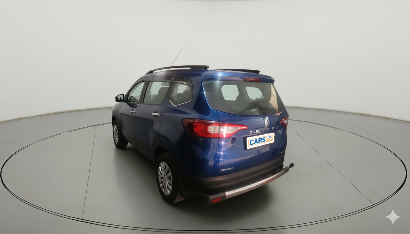 2021 Renault TRIBER RXE MT, Petrol, Manual, 36,496 km, exterior