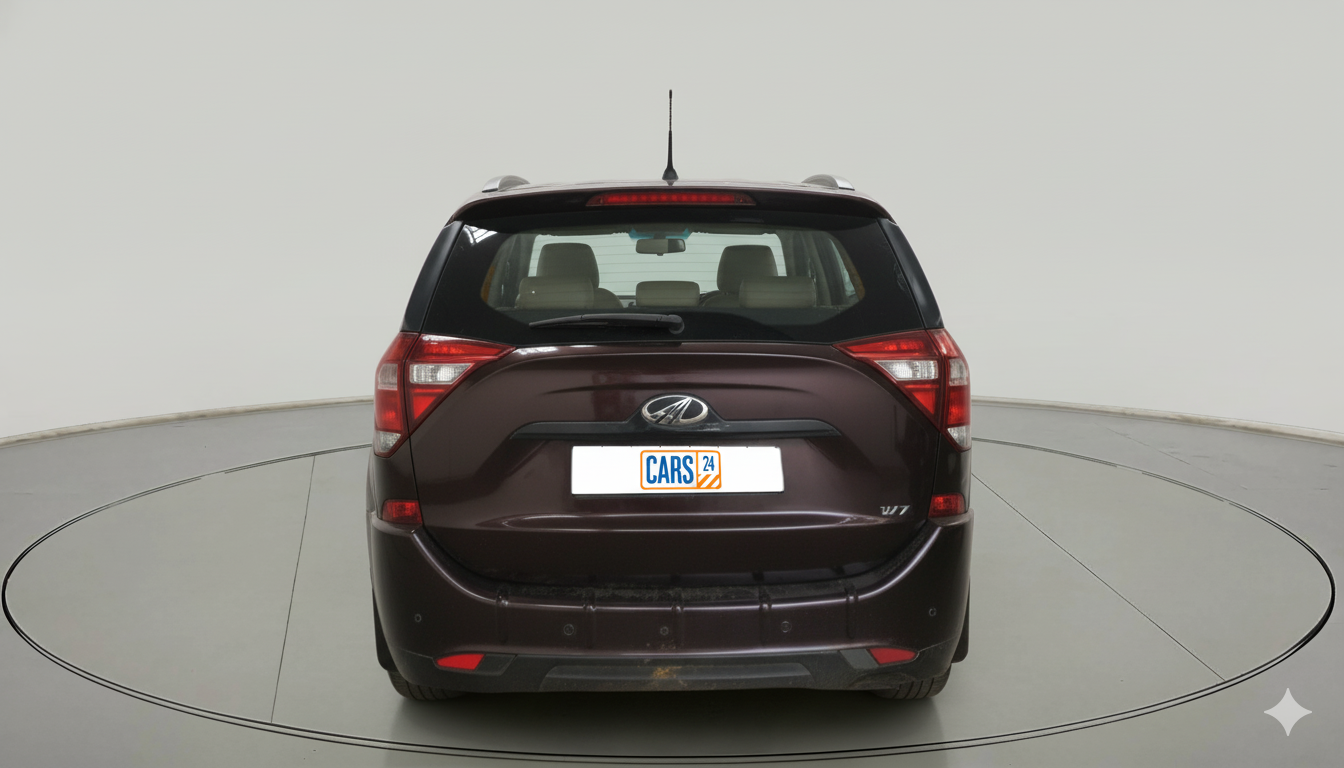 2018 Mahindra XUV500 W7, Diesel, Manual, 96,919 km, exterior