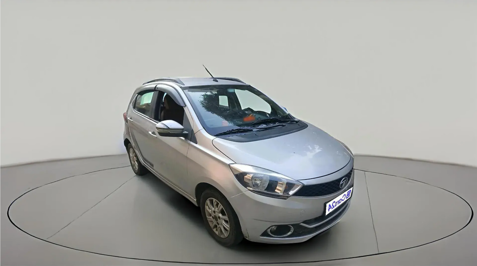 2018 Tata Tiago XZ PETROL, Petrol, Manual, 1,05,117 km, exterior