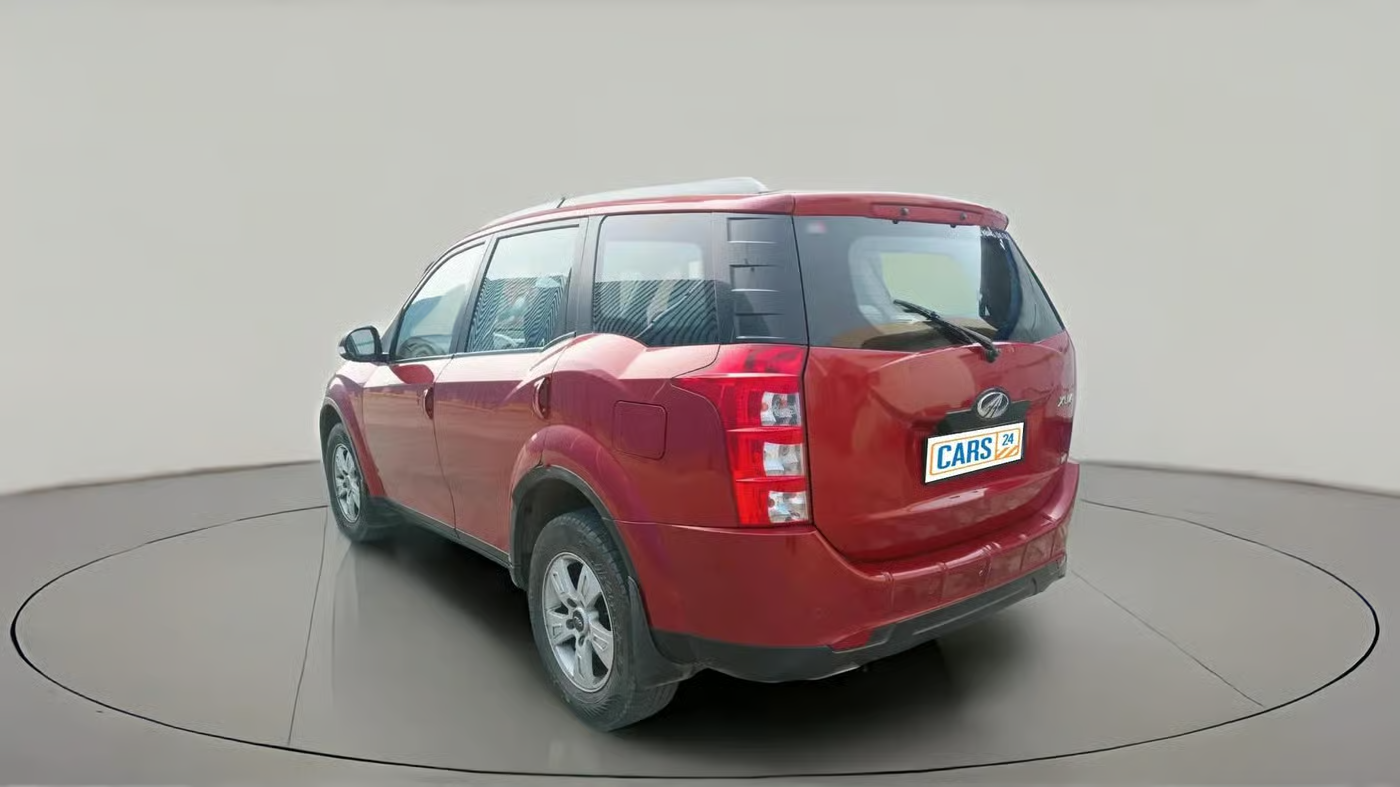 2014 Mahindra XUV500 W8, Diesel, Manual, 1,47,587 km, exterior