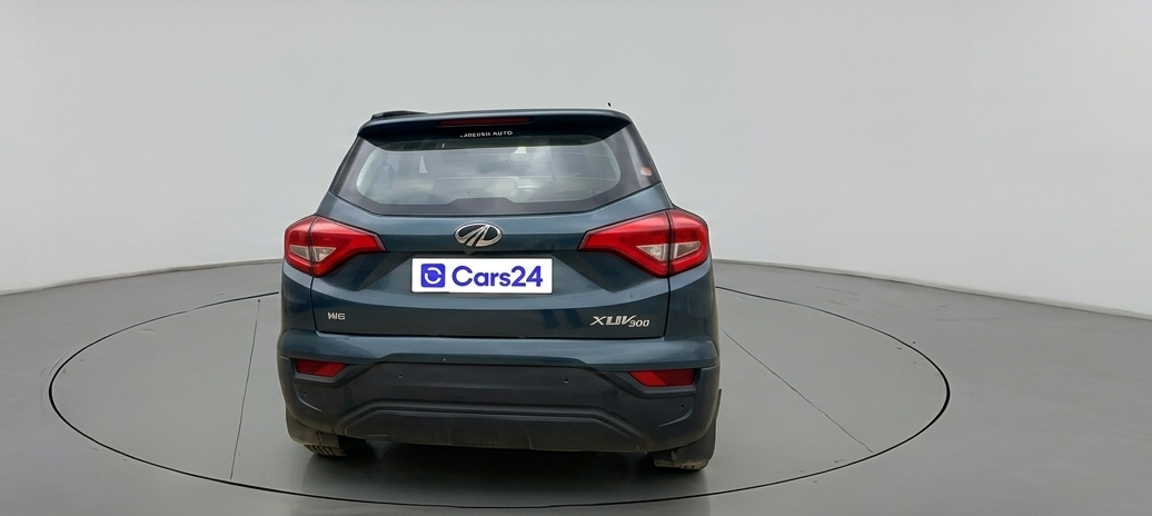2021 Mahindra XUV300 W6 1.5 Diesel, Diesel, Manual, 1,09,226 km, exterior