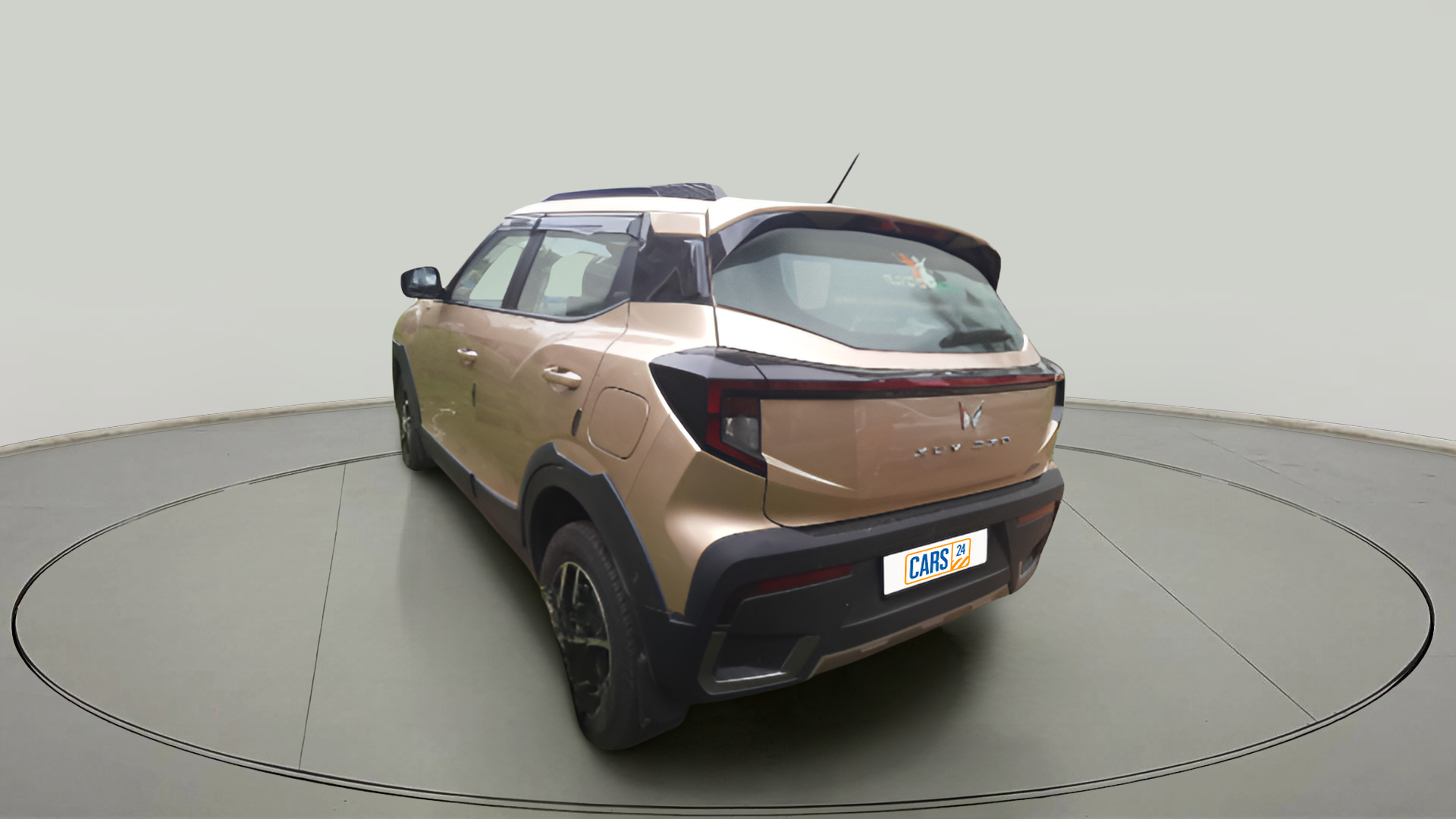 2024 Mahindra XUV 3XO AX5L 1.2 TGDi, Petrol, Manual, 12,500 km, exterior