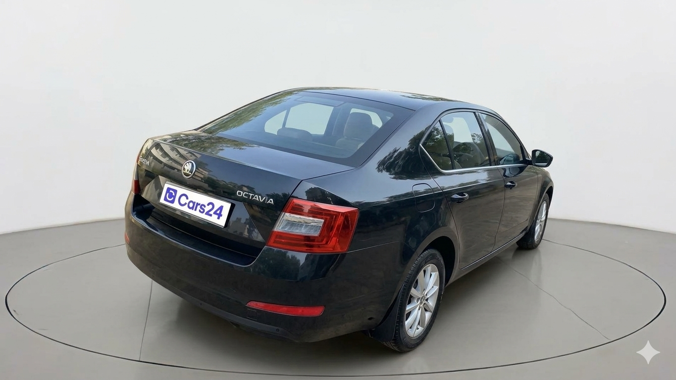 2014 Skoda Octavia AMBITION 2.0 TDI, Diesel, Manual, 1,43,029 km, exterior