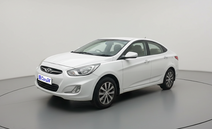 2014 Hyundai Verna FLUIDIC 1.6 VTVT SX, Petrol, Manual, 53,294 km, exterior