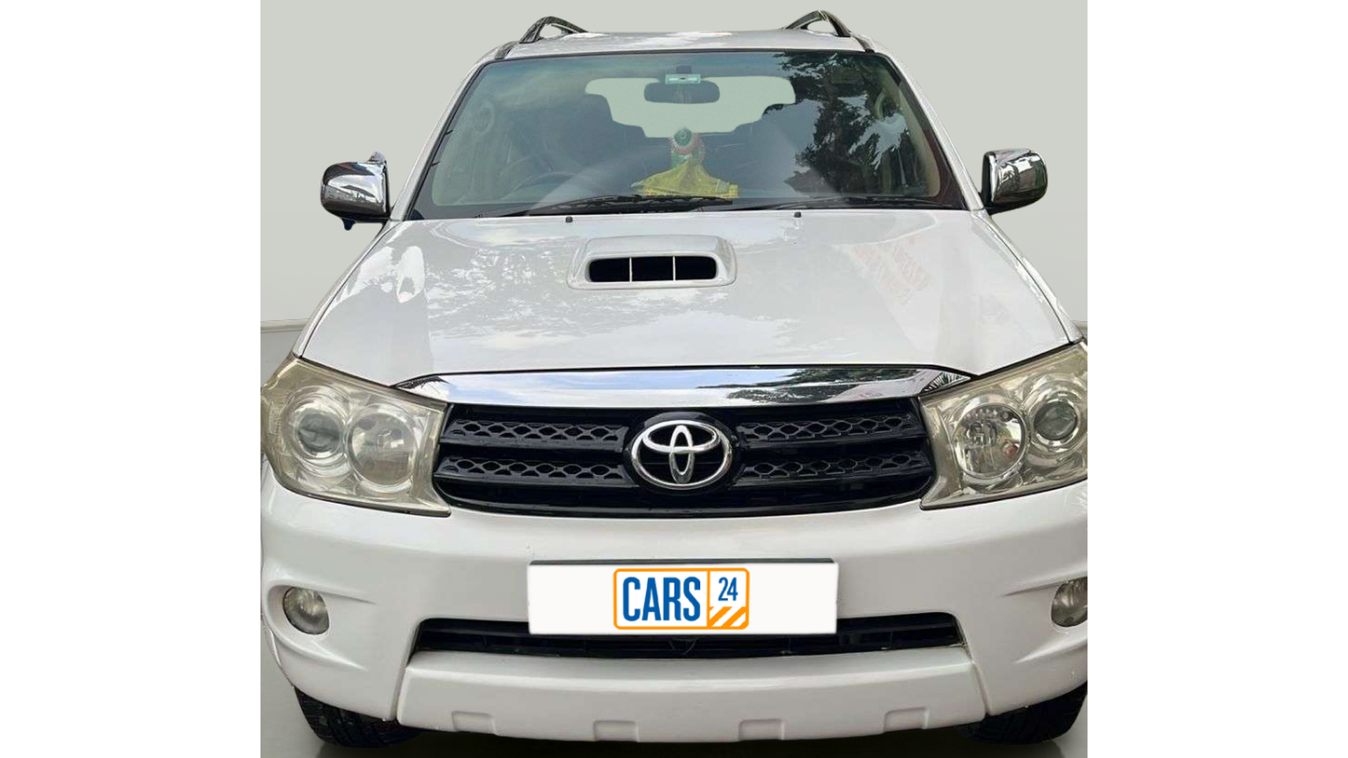 2010 Toyota Fortuner 3.0 4X4 MT, Diesel, Manual, 4,50,000 km, exterior
