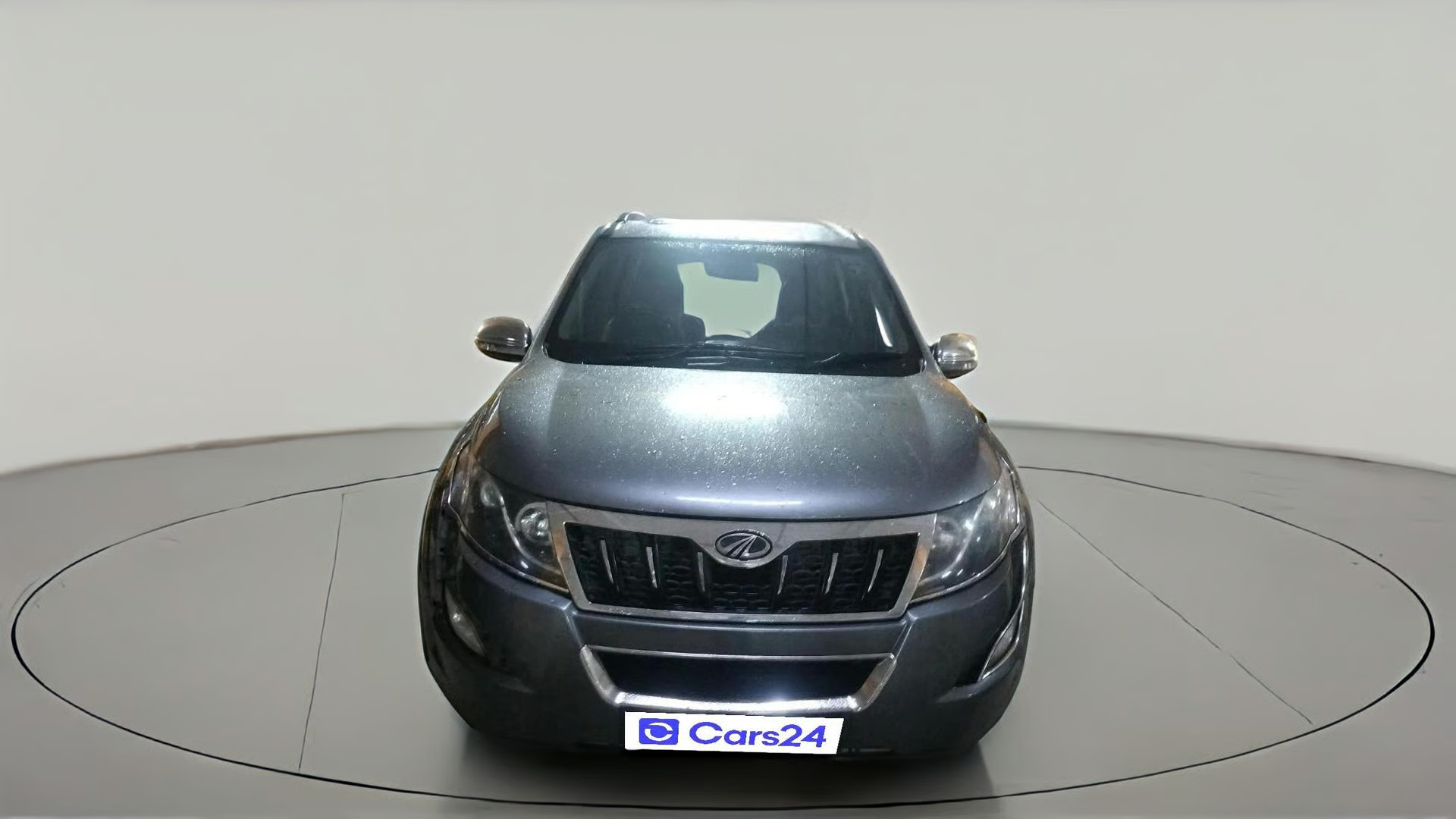 2016 Mahindra XUV500 W10 AT 1.99, Diesel, Automatic, 70,912 km, exterior