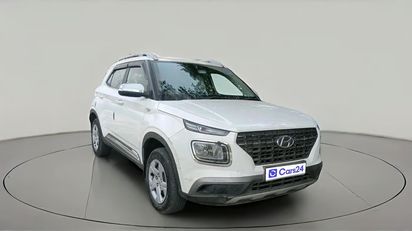 2020 Hyundai VENUE S 1.2, Petrol, Manual, 17,526 km, exterior