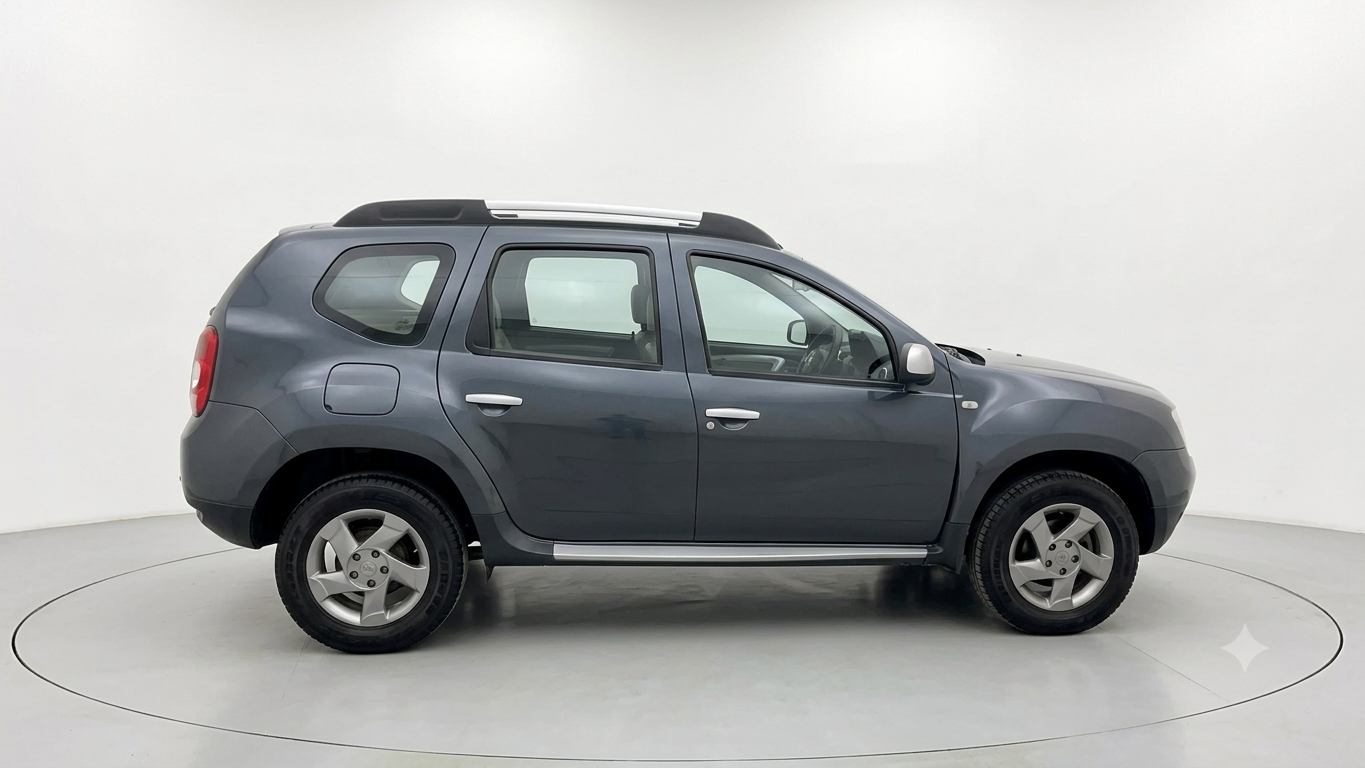2013 Renault Duster 110 PS RXZ DIESEL, Diesel, Manual, 1,05,976 km, exterior