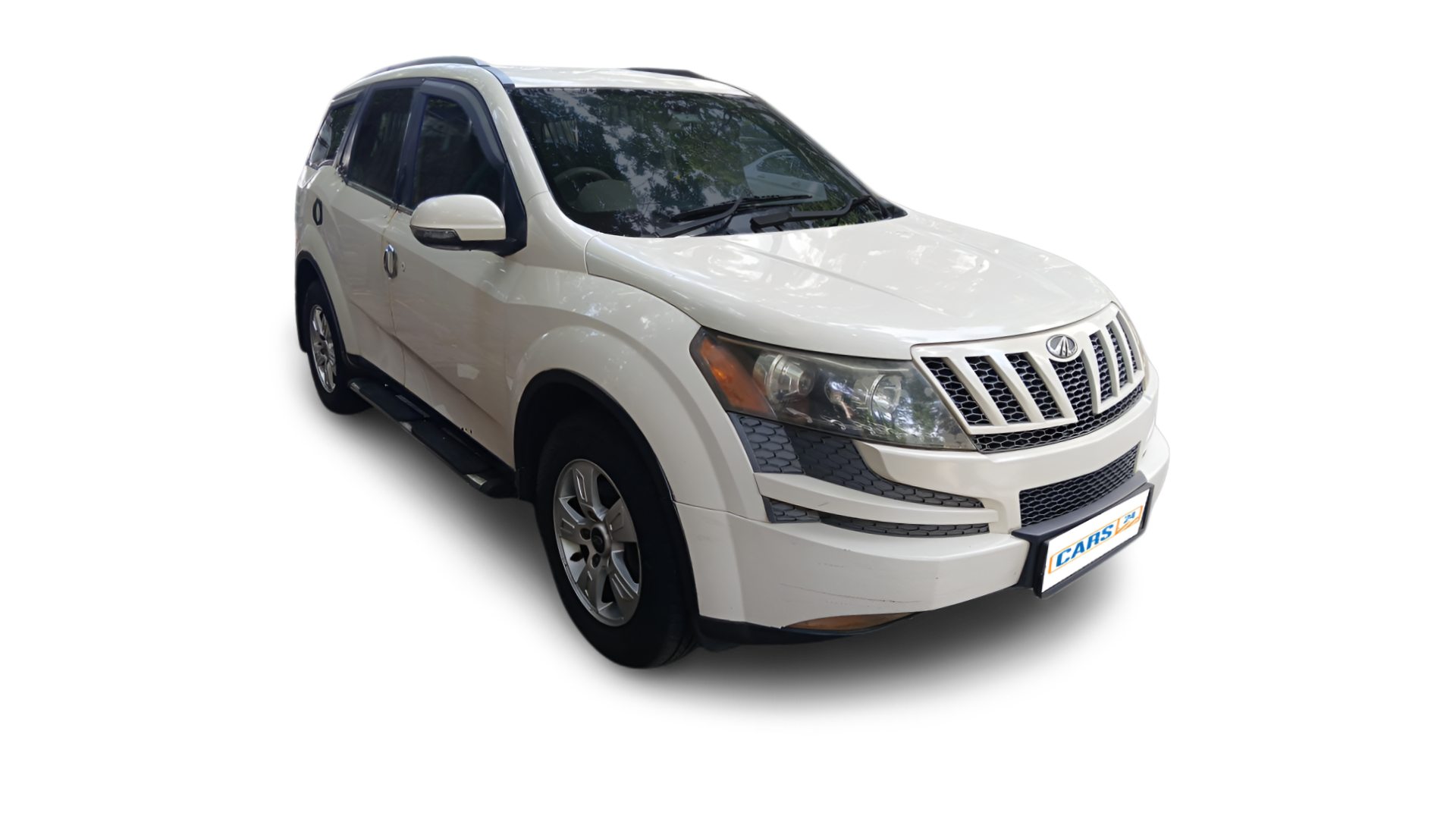 Mahindra XUV500-img