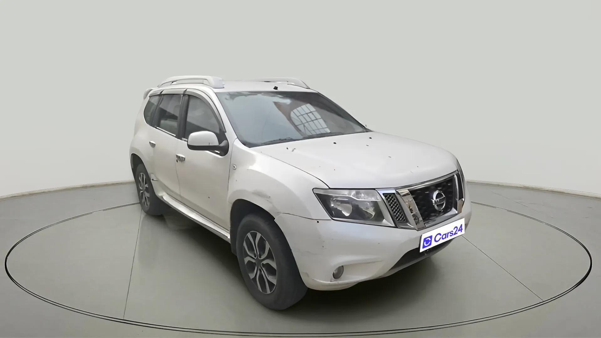2014 Nissan Terrano XV D THP PREMIUM 110 PS, Diesel, Manual, 2,10,905 km, exterior