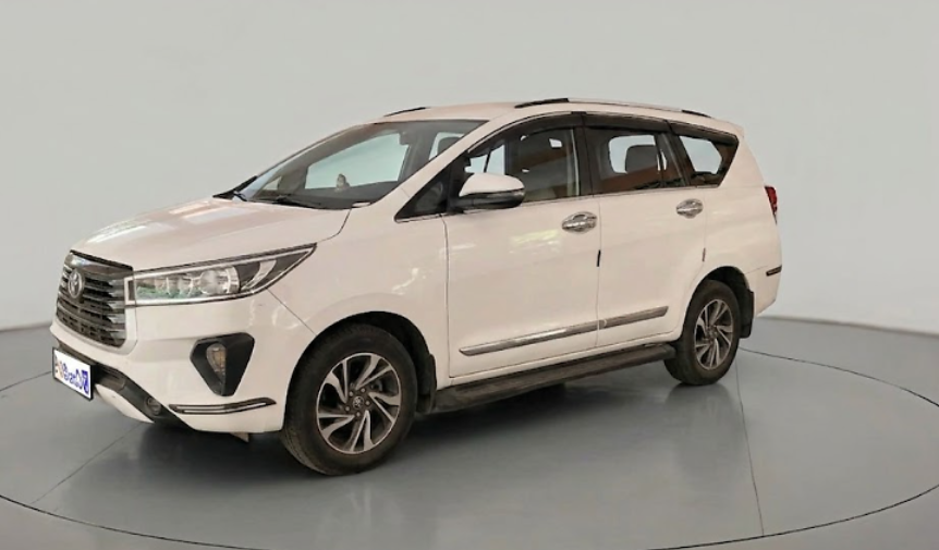 2022 Toyota Innova Crysta 2.4 GX 7 STR, Diesel, Manual, 24,653 km, exterior