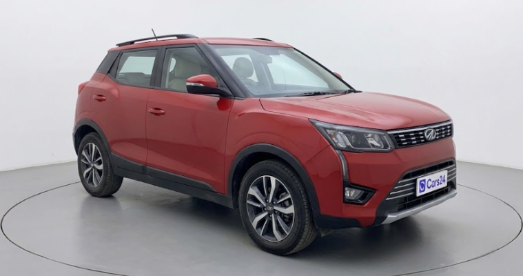 2020 Mahindra XUV300 W8 (O) 1.5 DIESEL AMT, Diesel, Automatic, 57,967 km, exterior