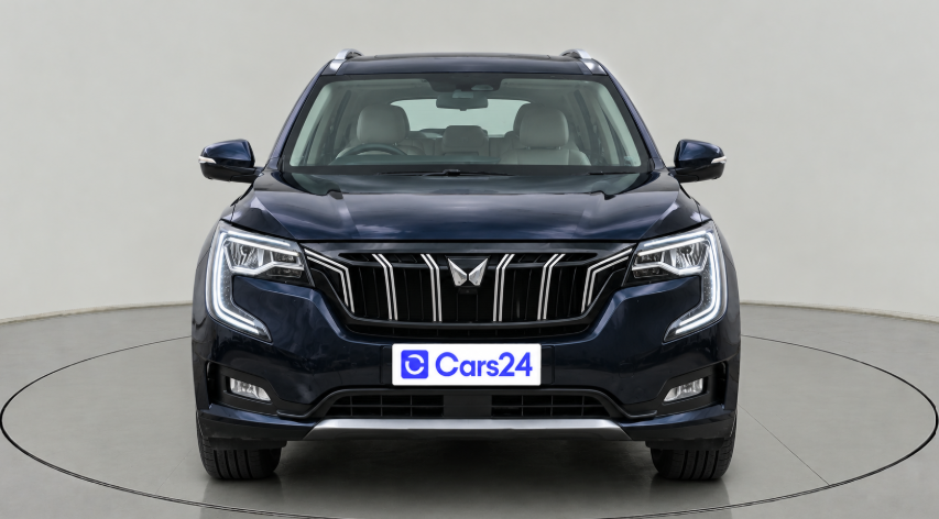 2022 Mahindra XUV700 AX 7 LUXURY D AT 7 STR, Diesel, Automatic, 1,62,413 km, exterior