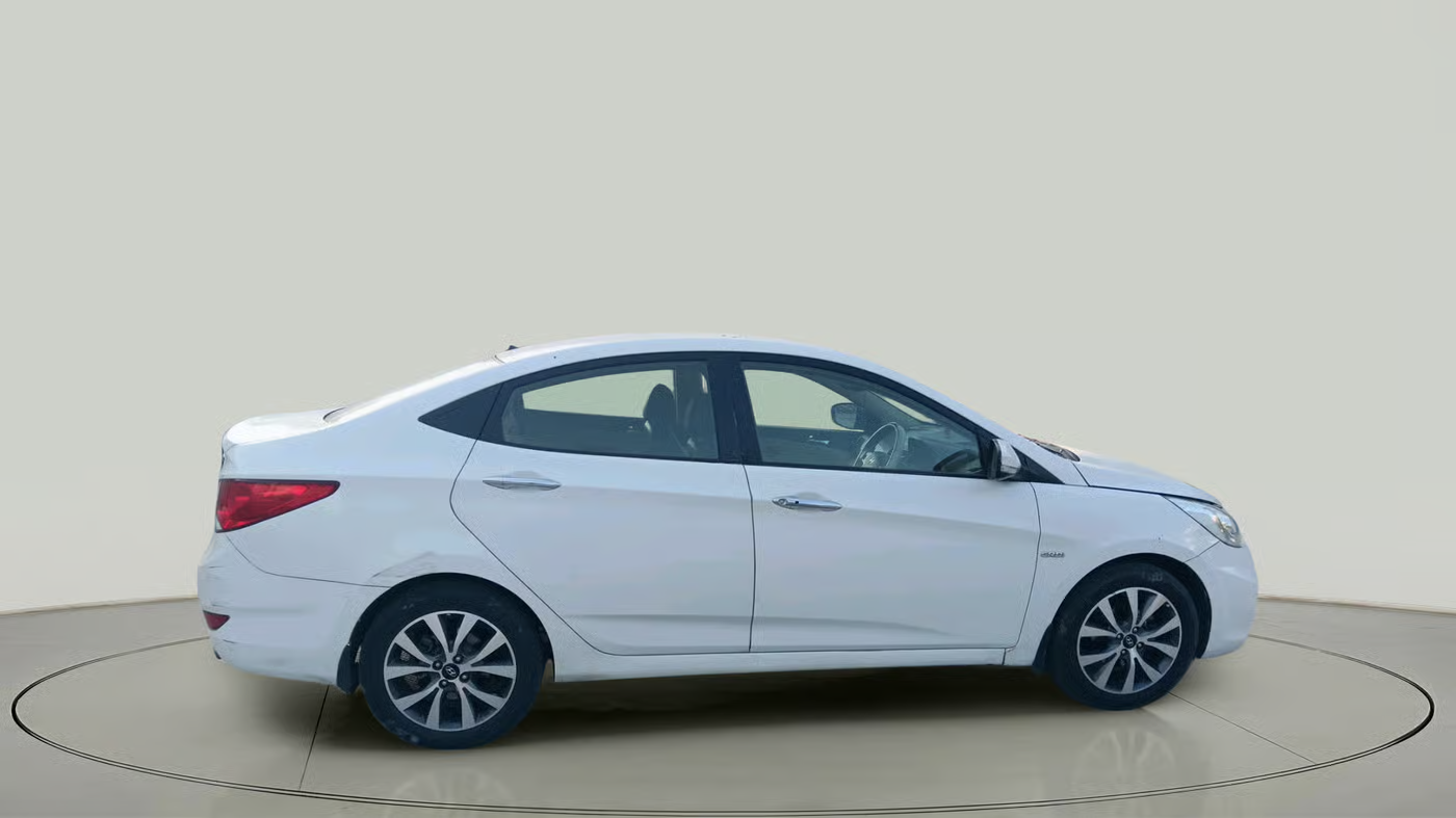 2014 Hyundai Verna FLUIDIC 1.6 CRDI SX OPT AT, Diesel, Automatic, 1,50,982 km, exterior