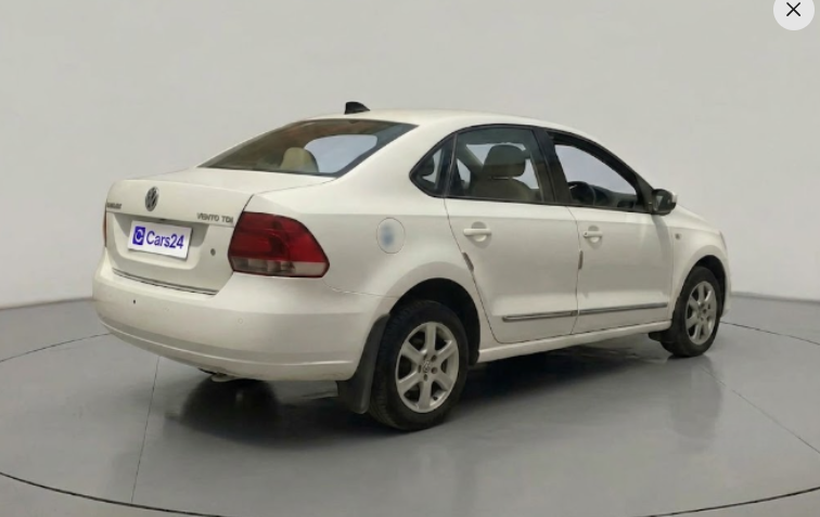 2013 Volkswagen Vento HIGHLINE DIESEL 1.6, Diesel, Manual, 1,71,413 km, exterior