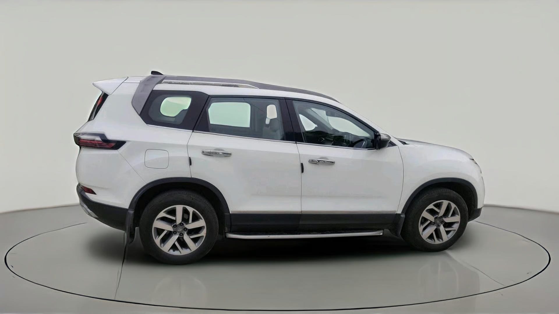 2021 Tata Safari XT PLUS, Diesel, Manual, 1,25,344 km, exterior