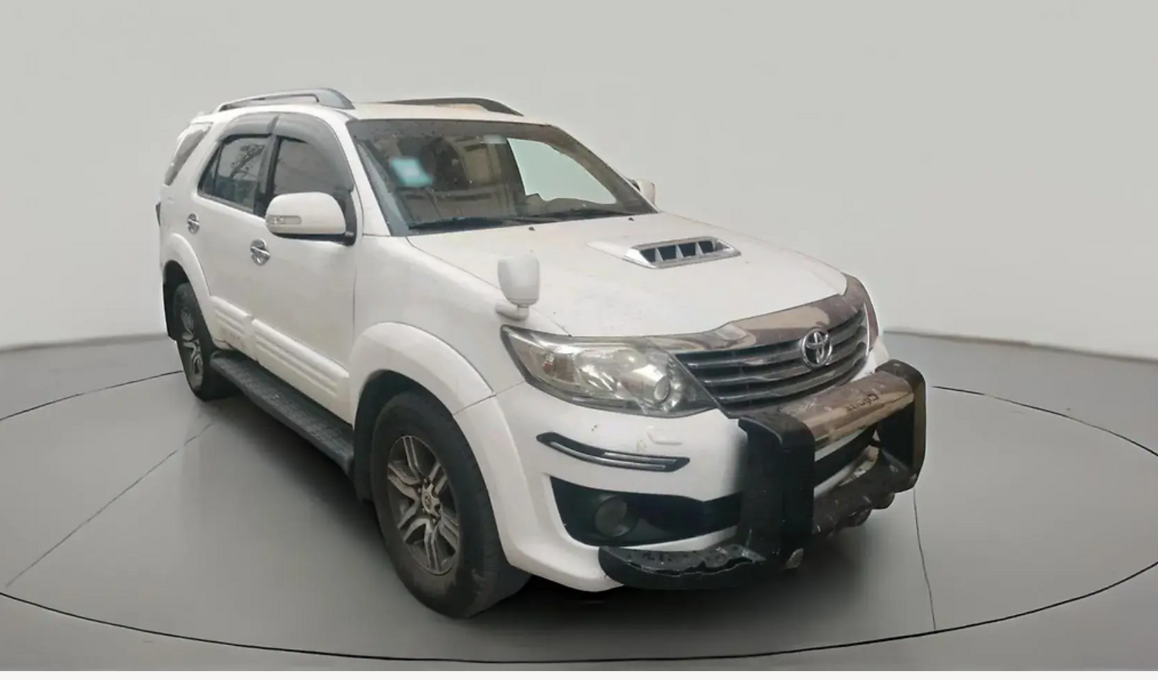 2014 Toyota Fortuner 3.0 4X2 MT, Diesel, Manual, 1,96,824 km, exterior