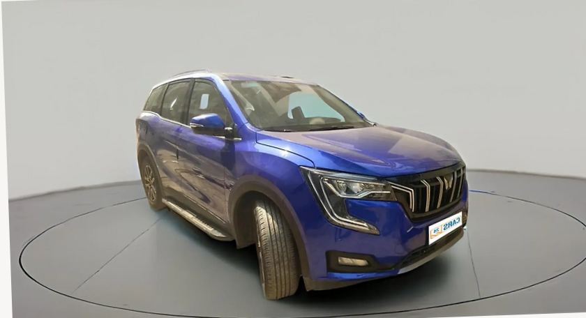 2022 Mahindra XUV700 AX 7 P MT 7 STR, Petrol, Manual, 35,561 km, exterior