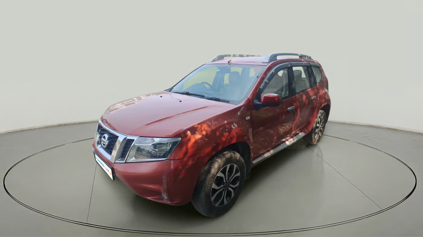 2013 Nissan Terrano XE (D), Diesel, Manual, 1,21,105 km, exterior