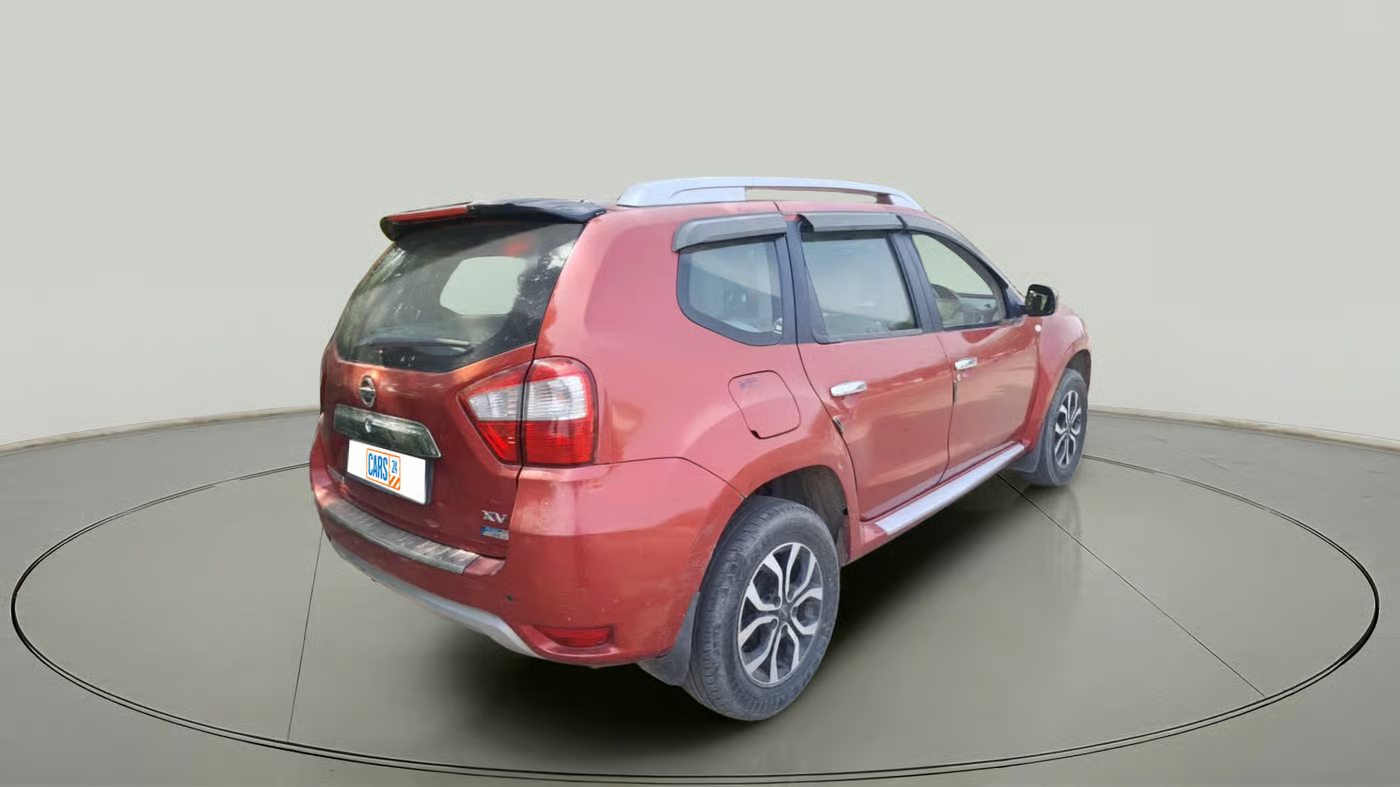 2013 Nissan Terrano XE (D), Diesel, Manual, 1,21,105 km, exterior