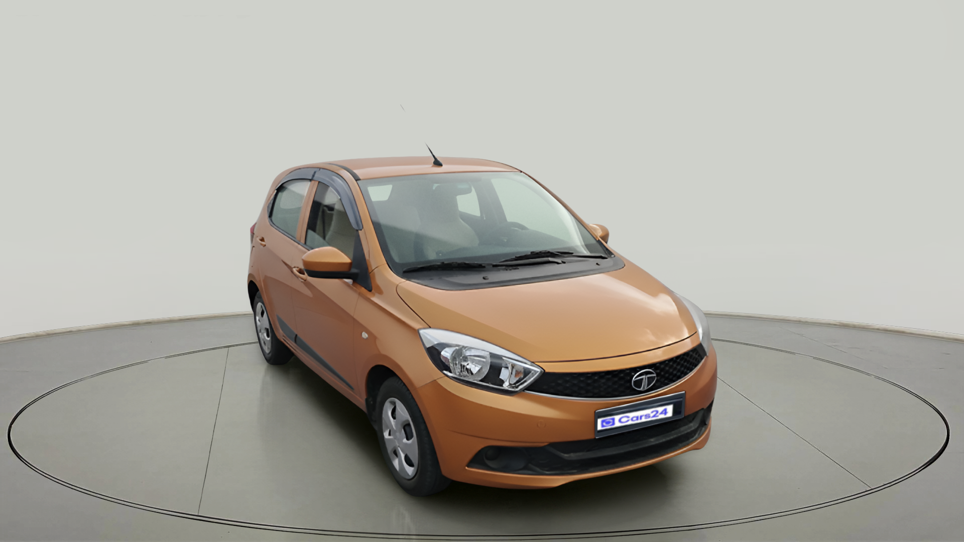 2018 Tata Tiago XT PETROL, Petrol, Manual, 1,01,655 km, exterior